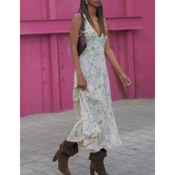 Zara Floral Midi Dress - Picture 2 of 7